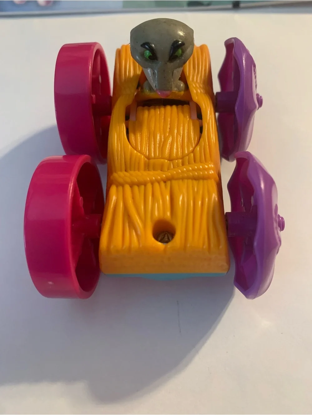 1998 McDonald’s “101 Dalmatians: The Series” Flip Car